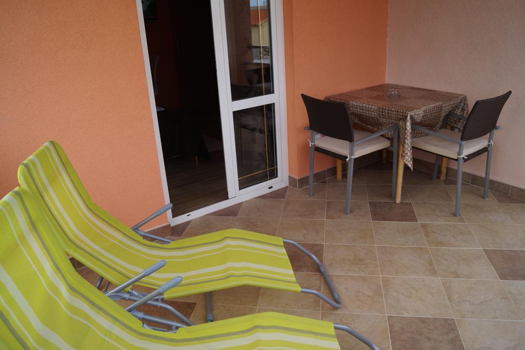 Apartments Tomic Biograd Na Moru Camera foto